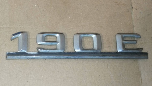 Mercedes 190 E 190E krómozott embléma hátsó felirat