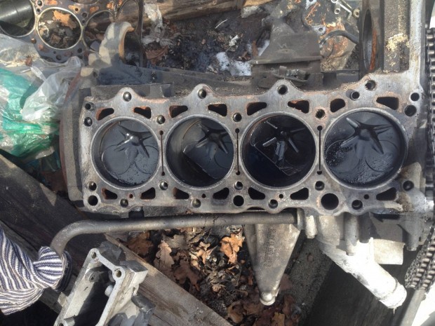 Mercedes 190 - 124 tip 200 d Motor Fűzöttblokk Stb