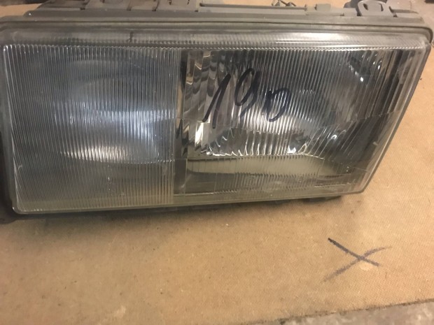 Mercedes 190 első lámpa
