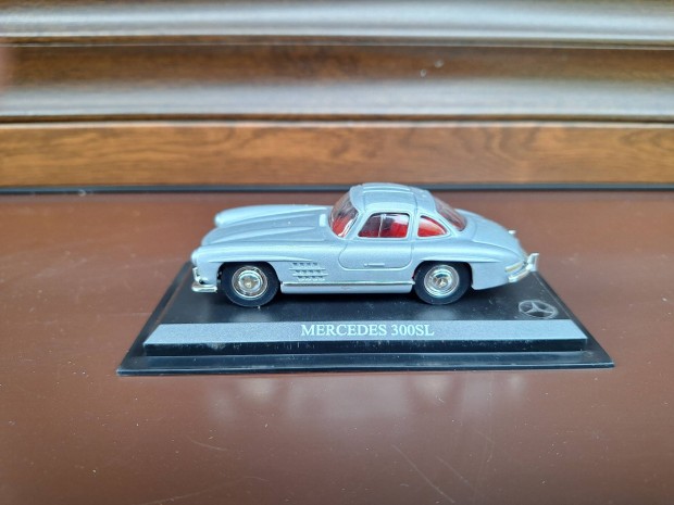 Mercedes 300 SL. 1:43