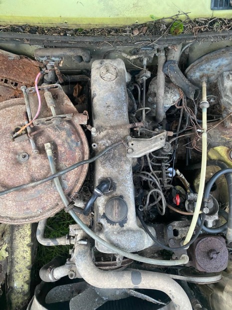 Mercedes 300d motor