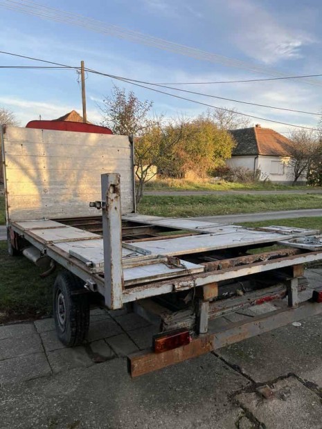 Mercedes 3,5 t teheraut