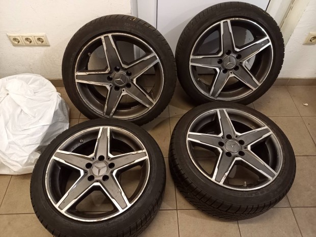 Mercedes 5x112 r17-es alufelni tligumival 