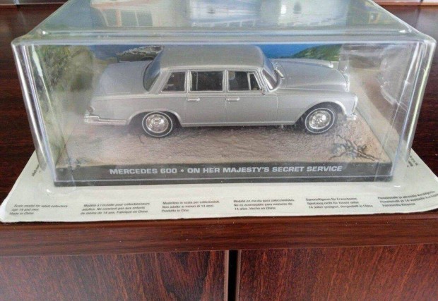 Mercedes 600 James Bond 007 kisauto modell 1/43 Elad