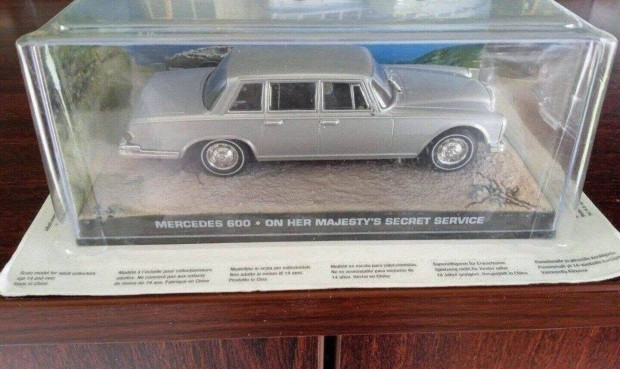 Mercedes 600 James Bond 007 kisauto modell 1/43 Elad