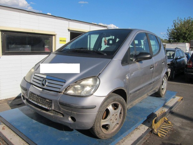Mercedes A140 bontott használt alkatrészek