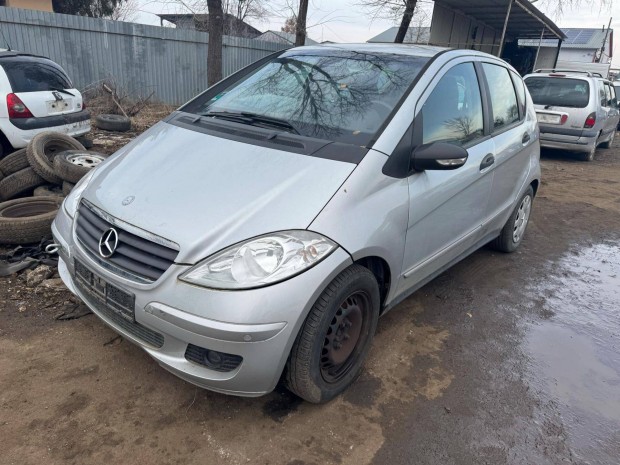 Mercedes A150 -266920- bontott alkatrszek