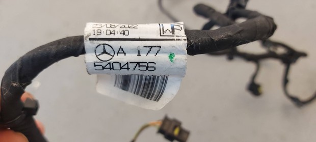 Mercedes A177 Els� l�kh�r�t� k�belk�teg. 