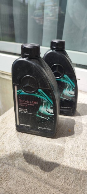 Mercedes AMG 0W40 Motorolaj / 2Liter