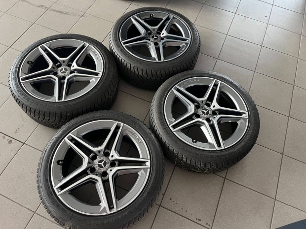 Mercedes AMG 18" Felni s Tli Gumi 4 db
