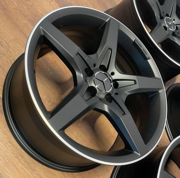 Mercedes AMG 18 coll eredeti gyri cikkszmos alufelni 5x112 felni