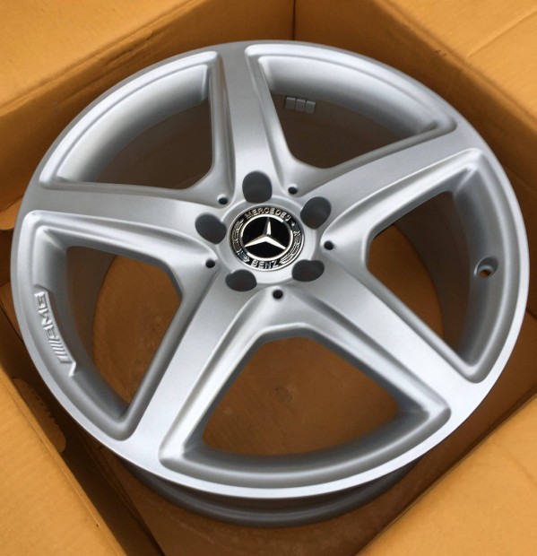 Mercedes AMG 18 coll eredeti gy�ri cikksz�mos alufelni 5x112 felni a4