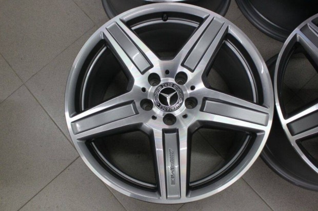 Mercedes AMG 18 coll eredeti gyári cikkszámos alufelni 5x112 felni vv