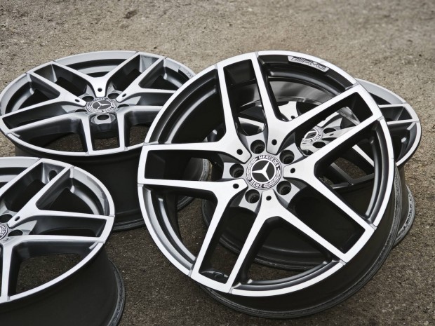 Mercedes AMG 19 coll 