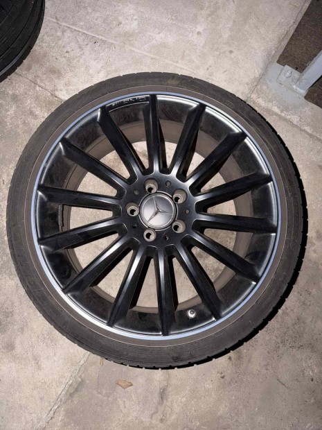 Mercedes AMG 19 coll felni szett eredeti gy�ri cikksz�mos alufelni
