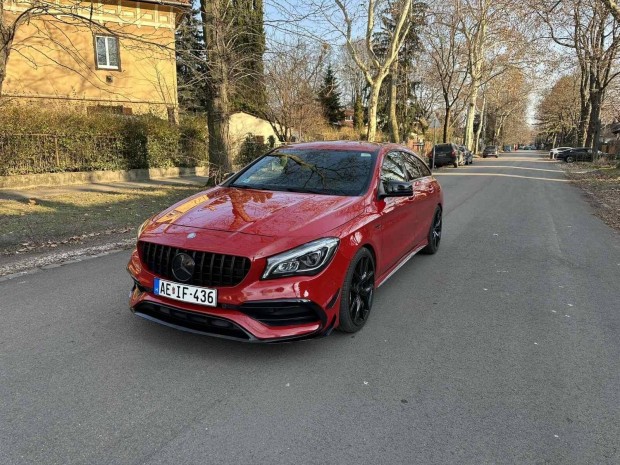 Mercedes-AMG CLA Shooting Brake 45 4Matic 7G-DCT