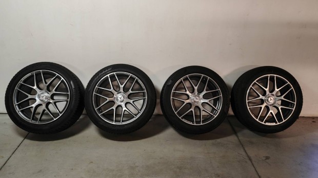Mercedes AMG Gle R21-es kerékszett téli gumikkal 275/45, 315/40