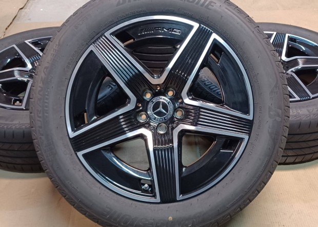 Mercedes AMG W254 GLC 5x112 8-9x19 235/55-255/50 R19 nyári gumikkal