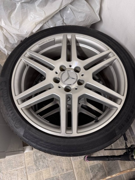 Mercedes AMG alufelni 18"