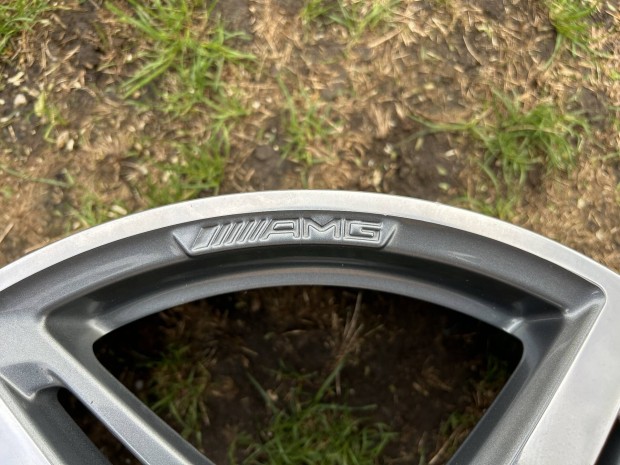 Mercedes AMG alufelni 19"