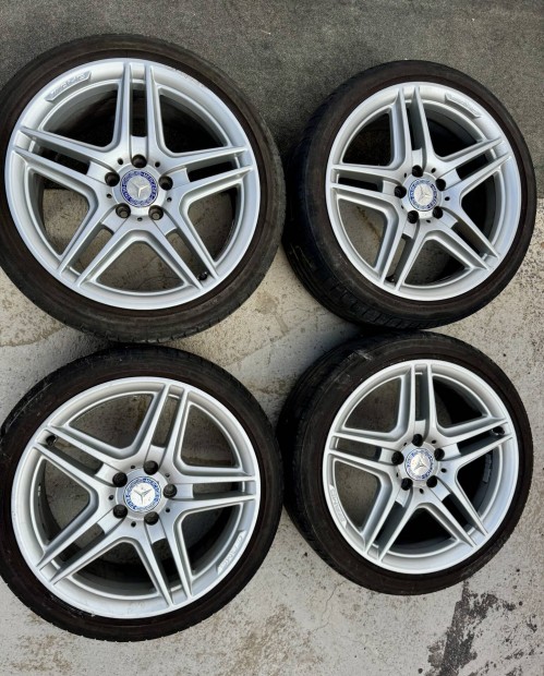 Mercedes AMG c63 18' gy�ri alufelni garnit�ra.