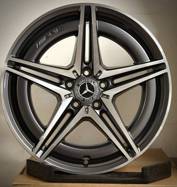 Mercedes AMG gyári 19 zoll alufelnik