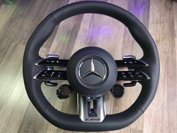 Mercedes AMG korm�ny �s l�gzs�k