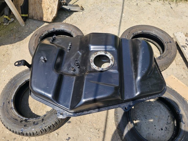 Mercedes A 1.7 cdi zemanyag tank 20000