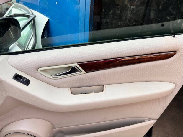 Mercedes A-Class W169 180 CDi jobb első kapaszkodó