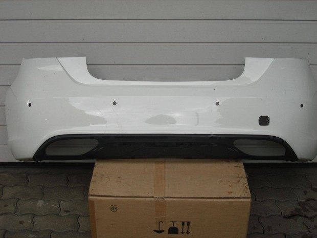 Mercedes A-Classe W176 radaros hátsó lökhárító A1768850000 2013-tól