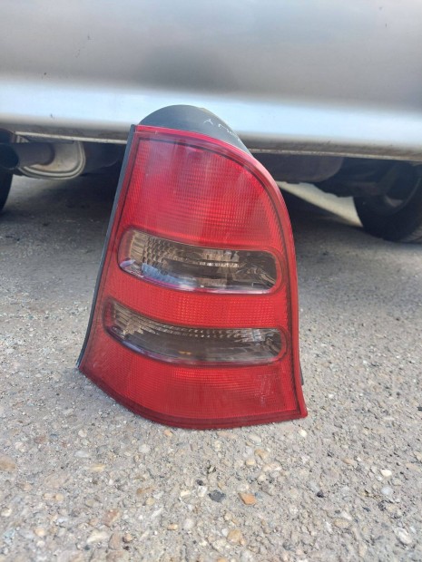 Mercedes A W168 hátsólámpa