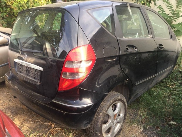 Mercedes A W169 200cdi alkatrészek