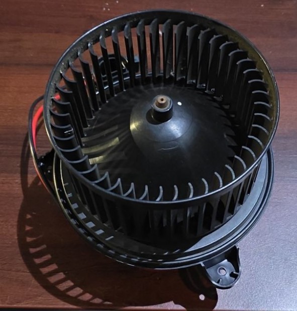 Mercedes A (W177), B (W247), CLA (C118), GLA f�t�motor - A2478308400