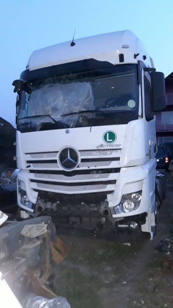 Mercedes Actros MP4 450-Es 2014-vj.EURO 6 Bontand Alkatrszei Elad!