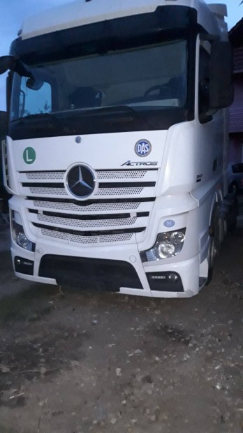 Mercedes Actros MP4 EURO 5-ÖS 2013-AS Évj. Bontandó Alkatrészei Eladók