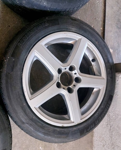 Mercedes Alufelni nyári gumikkal