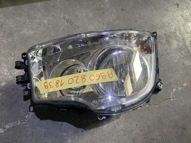 Mercedes Antos bal fényszóró A9608201839 eladó