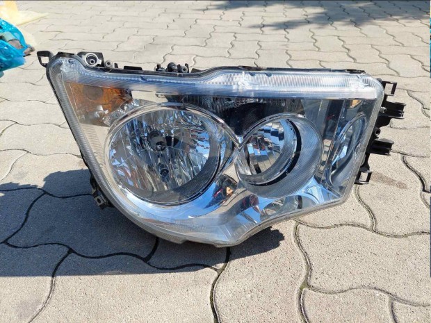 Mercedes Arocs Antos jobb fnyszr elad. Cikkszm:9608202339