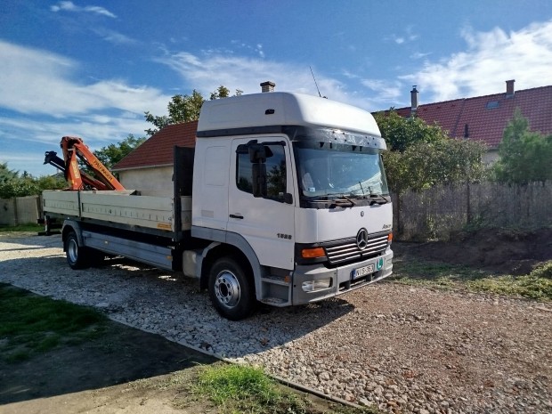 Mercedes Atego 1528