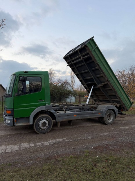 Mercedes Atego Billencs 1017