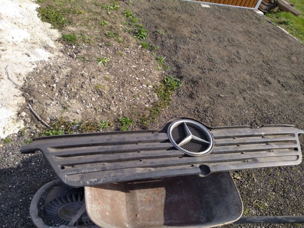 Mercedes Atego h�t�r�cs homlokfal