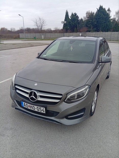 Mercedes B 200 CDI Diesel 136 le, 2.2 motor mag�nszem�lyt�l elad�! 