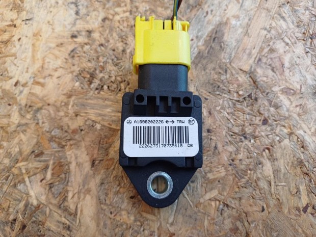 Mercedes B Class W245 (2005-2011) Oldal �tk�z�s �rz�kel�