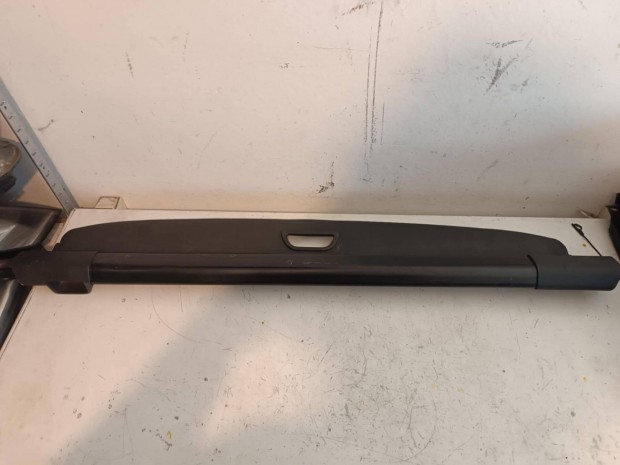 Mercedes B osztly W245 csomagtr rol , kalaptart