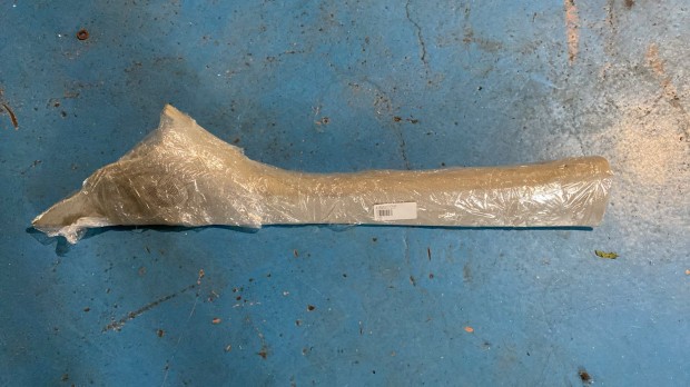 Mercedes B-oszt�ly bal els� sz�lv�d� oszlop burkolat A1696903125 elad�