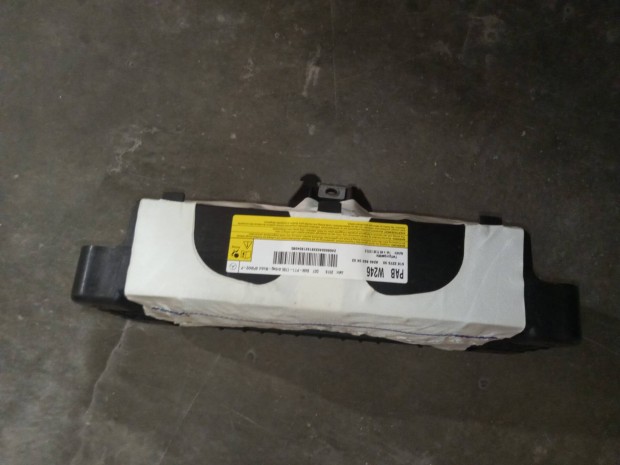 Mercedes B osztály új utas légzsák,w246,