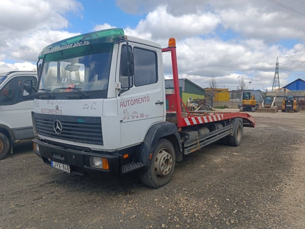 Mercedes-Benz 1120L