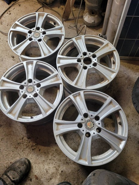 Mercedes Benz 15coll alugarnitura 