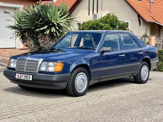 Mercedes-Benz 230 E W124 68.123 Km. 2 tulajdono...