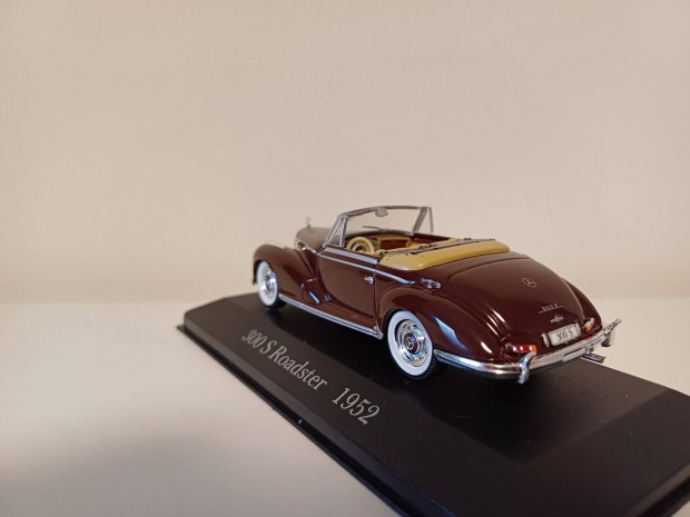 Mercedes-Benz 300S 1:43